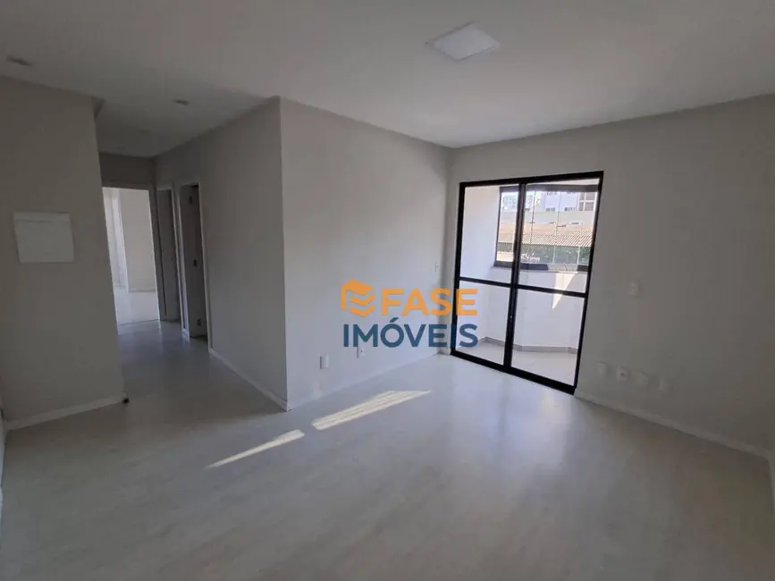 Foto 5 de Apartamento com 3 quartos à venda, 203m2 em Comerciário, Criciuma - SC