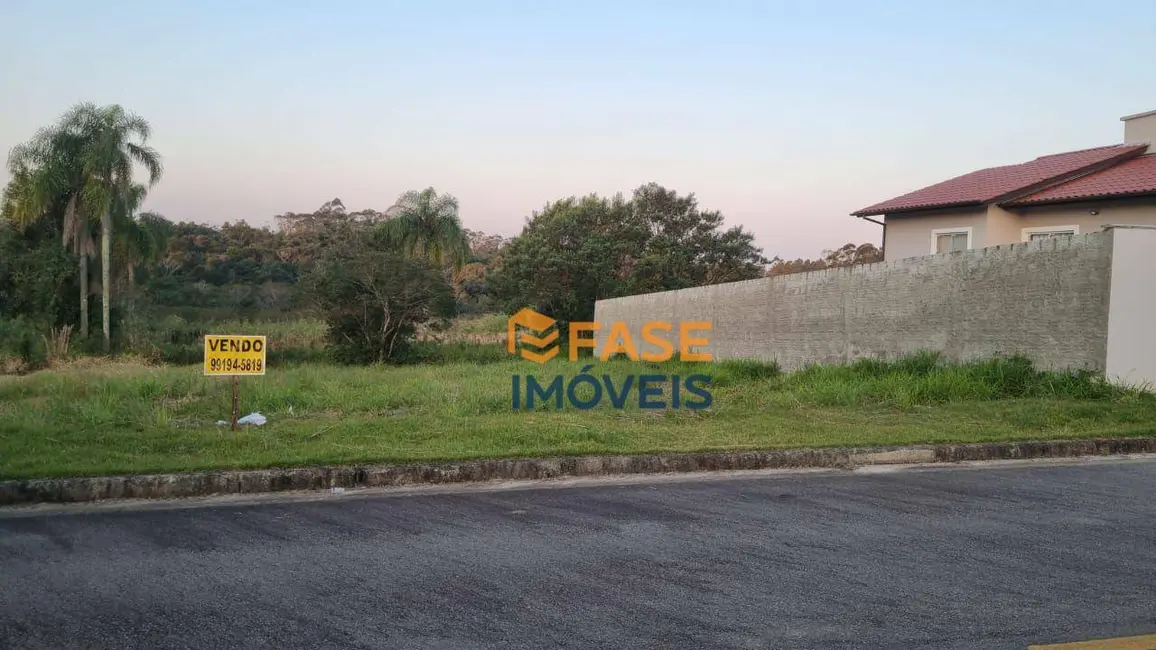 Foto 1 de Terreno / Lote à venda, 401m2 em Primeira Linha, Criciuma - SC