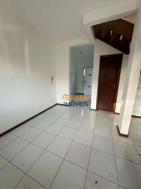 Foto 2 de Casa com 2 quartos à venda, 59m2 em Recanto Verde, Criciuma - SC