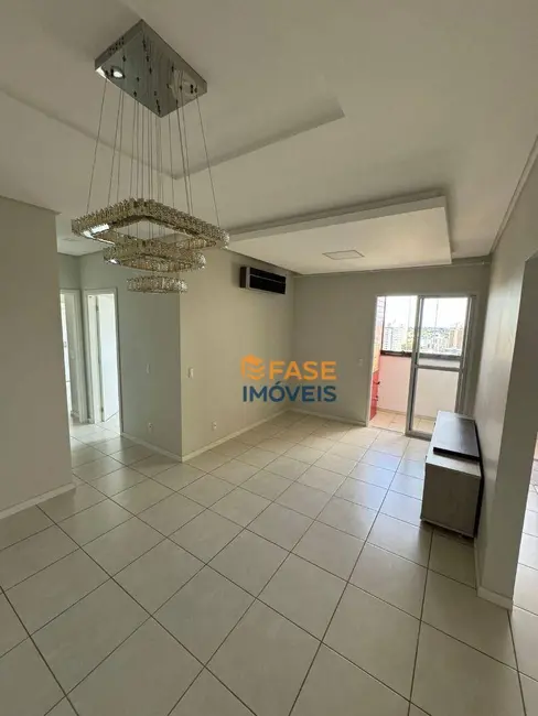 Foto 2 de Apartamento com 2 quartos à venda, 72m2 em Centro, Criciuma - SC