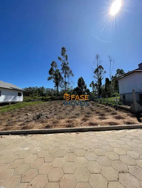 Foto 1 de Terreno / Lote à venda, 365m2 em Buenos Aires, Criciuma - SC