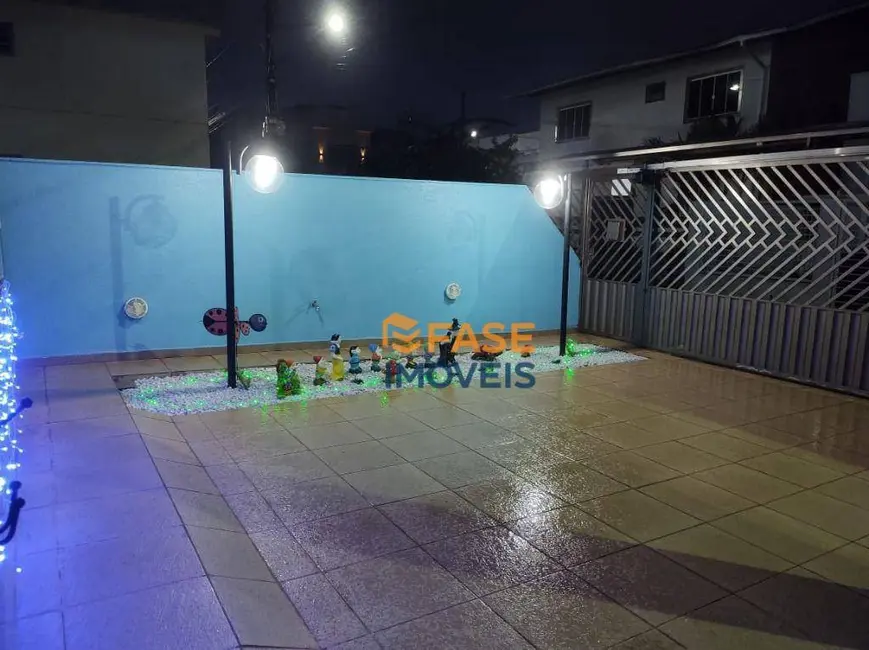 Foto 2 de Casa de Condomínio com 3 quartos à venda, 440m2 em Centro, Ananindeua - PA
