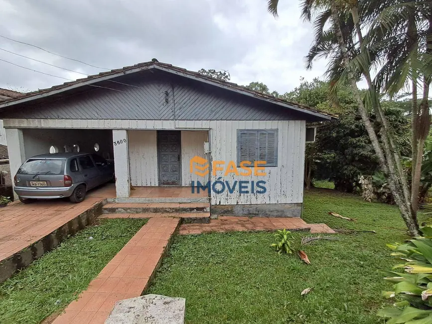 Foto 2 de Terreno / Lote à venda, 940m2 em Criciuma - SC