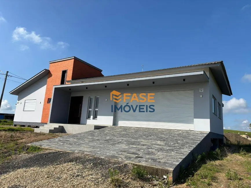 Foto 1 de Casa com 3 quartos à venda, 405m2 em Icara - SC