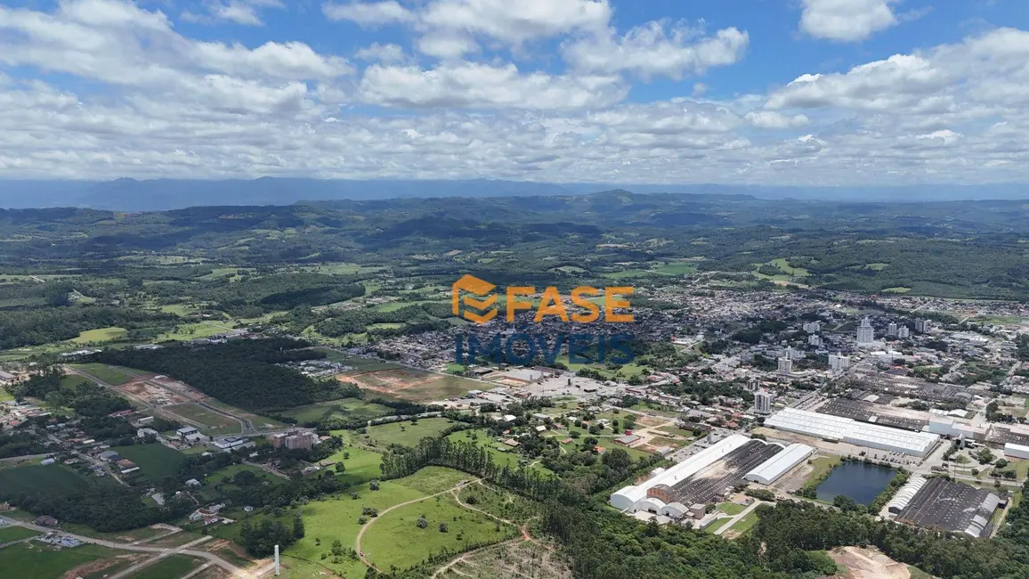 Foto 1 de Terreno / Lote à venda, 384m2 em Centro, Cocal Do Sul - SC