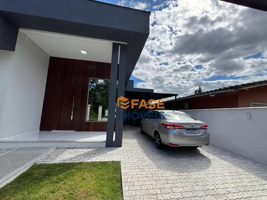 Foto 2 de Casa com 3 quartos à venda, 398m2 em Santa Bárbara, Criciuma - SC