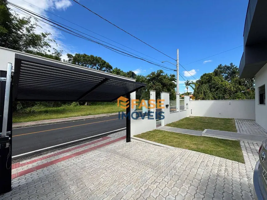 Casa com 3 quartos à venda, 398m2 em Santa Bárbara, Criciuma - SC - imagem 4 Foto 4 de Casa com 3 quartos à venda, 398m2 em Santa Bárbara, Criciuma - SC