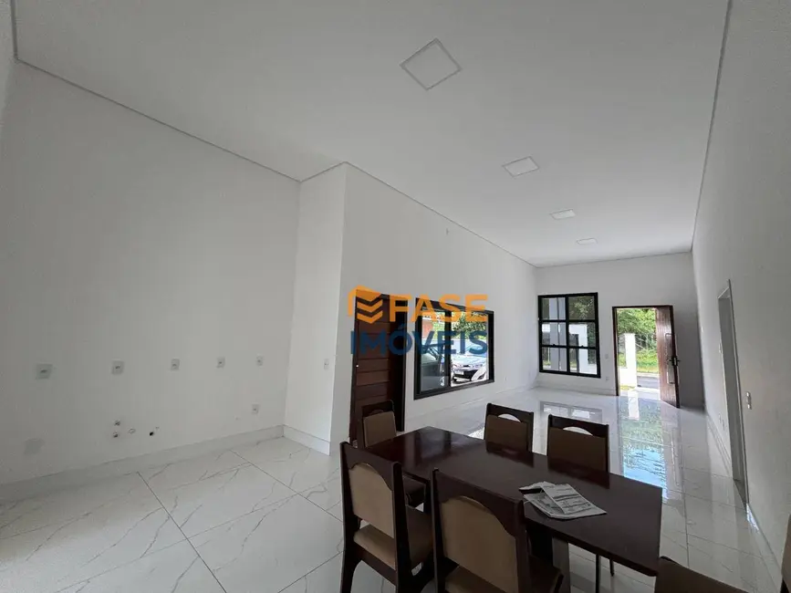 Casa com 3 quartos à venda, 398m2 em Santa Bárbara, Criciuma - SC - imagem 5 Foto 5 de Casa com 3 quartos à venda, 398m2 em Santa Bárbara, Criciuma - SC