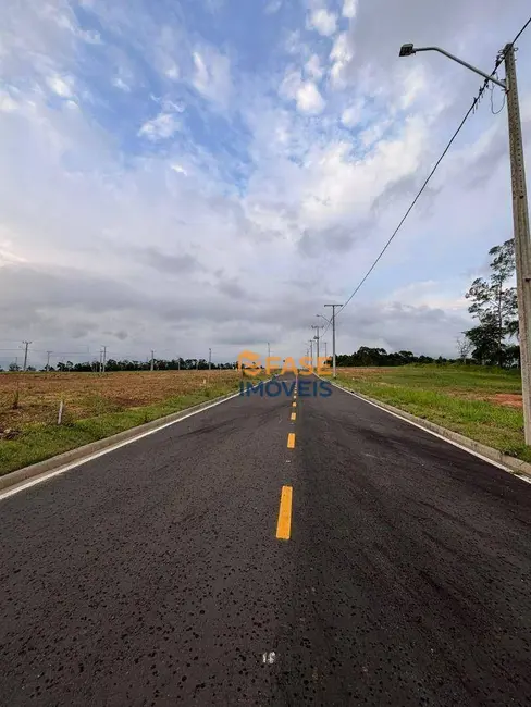 Terreno / Lote à venda, 360m2 em Primeira Linha, Criciuma - SC - imagem 7 Foto 7 de Terreno / Lote à venda, 360m2 em Primeira Linha, Criciuma - SC