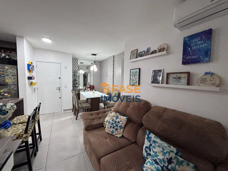 Foto 4 de Apartamento com 2 quartos à venda, 63m2 em São Cristóvão, Criciuma - SC