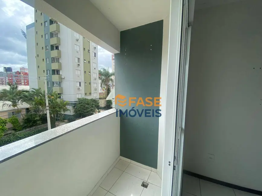 Foto 5 de Apartamento com 2 quartos à venda, 56m2 em Comerciário, Criciuma - SC