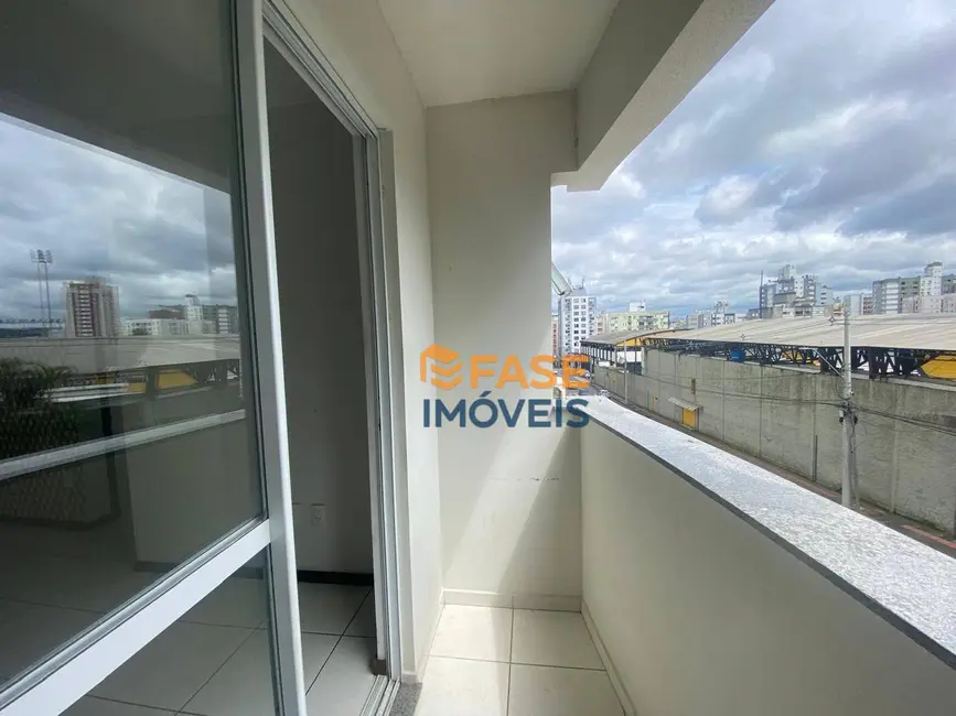 Foto 6 de Apartamento com 2 quartos à venda, 56m2 em Comerciário, Criciuma - SC