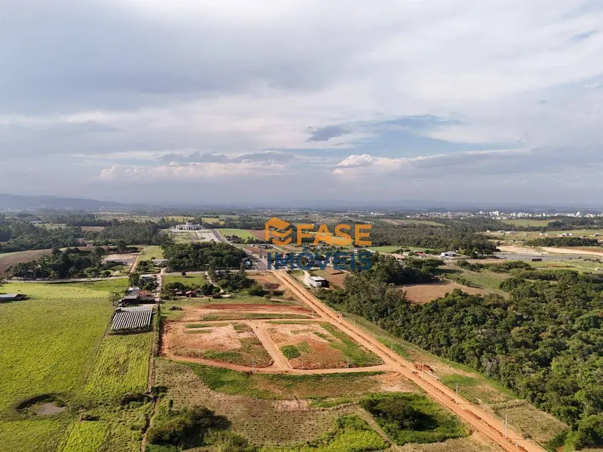 Foto 7 de Terreno / Lote à venda, 362m2 em Icara - SC