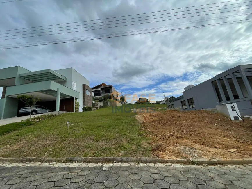 Foto 1 de Terreno / Lote à venda, 552m2 em Centro, Morro Da Fumaca - SC