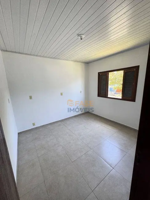 Foto 3 de Casa com 2 quartos à venda, 140m2 em Balneario Arroio Do Silva - SC