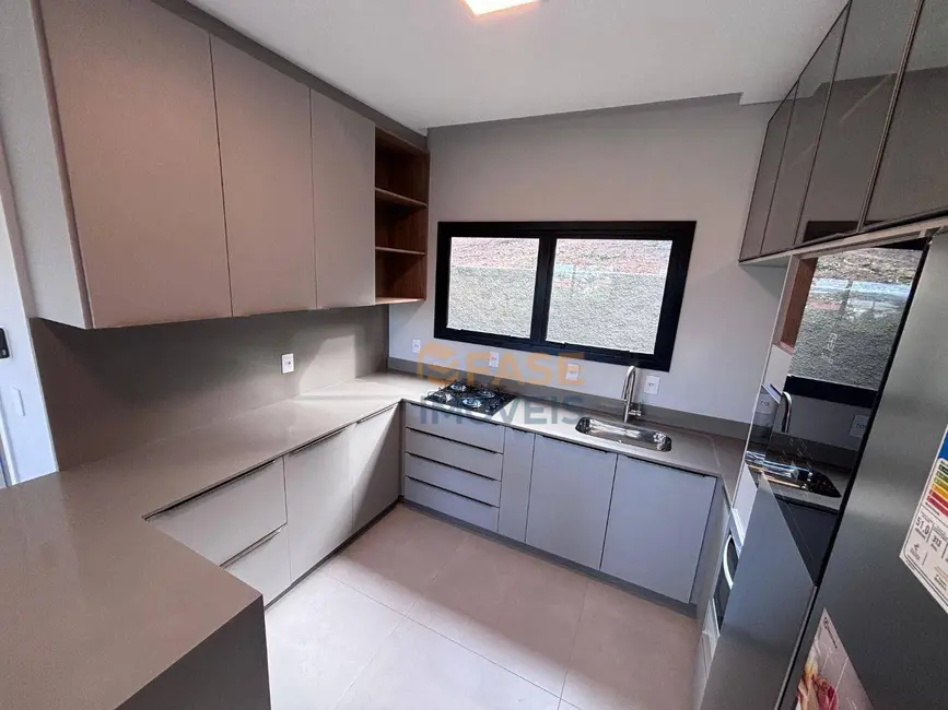 Foto 9 de Casa com 3 quartos à venda, 463m2 em Santa Catarina, Criciuma - SC