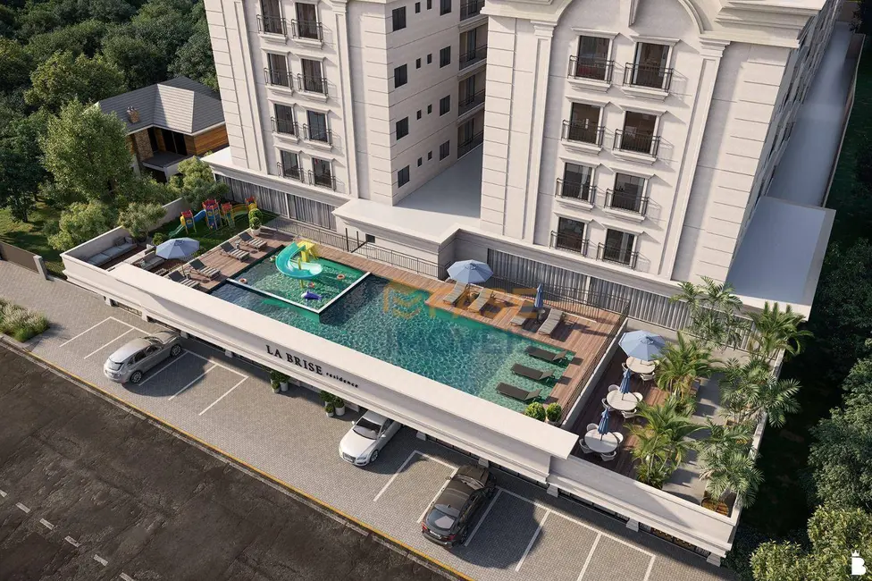 Foto 9 de Apartamento com 2 quartos à venda, 83m2 em Bombinhas - SC