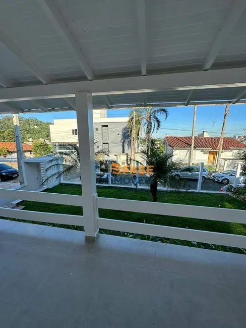 Foto 4 de Casa com 3 quartos à venda, 535m2 em Mina Brasil, Criciuma - SC