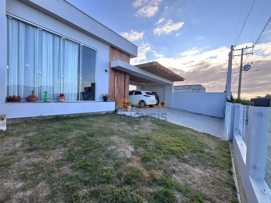 Foto 1 de Casa com 3 quartos à venda, 348m2 em Centro, Balneario Arroio Do Silva - SC