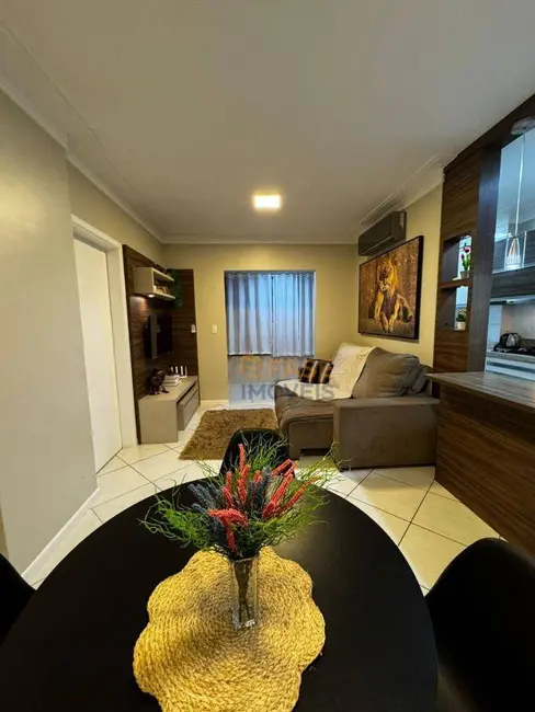 Foto 9 de Apartamento com 3 quartos à venda, 80m2 em Centro, Criciuma - SC