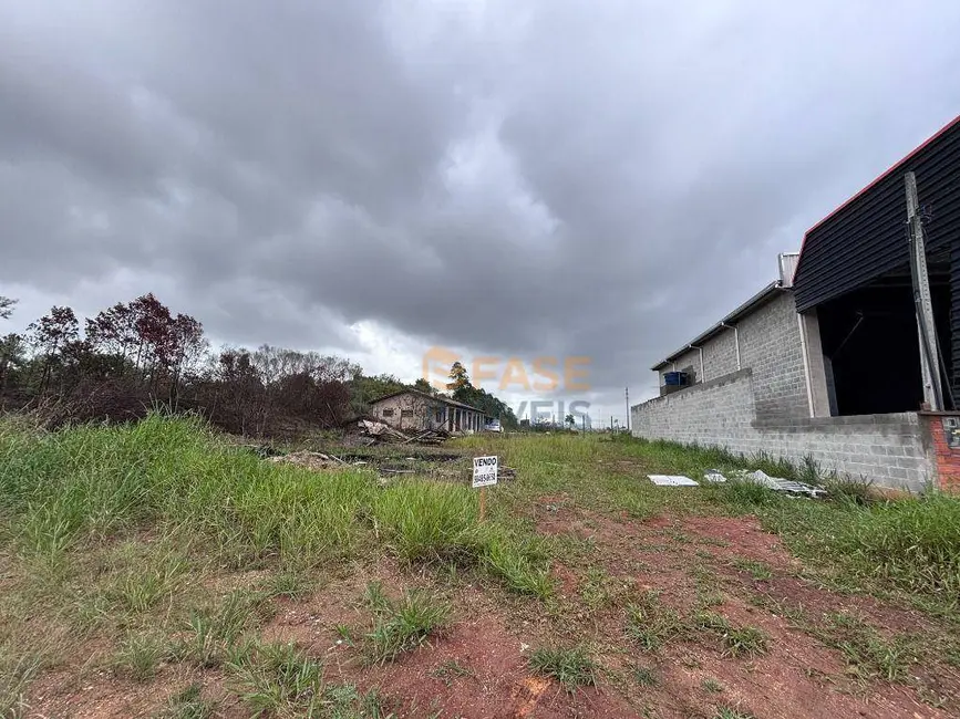 Foto 6 de Terreno / Lote à venda, 890m2 em Icara - SC