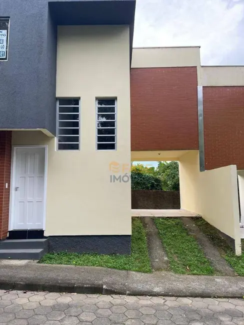 Foto 3 de Casa de Condomínio com 3 quartos à venda, 86m2 em Laranjinha, Criciuma - SC