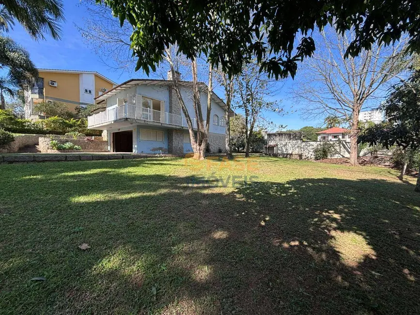 Foto 4 de Casa com 3 quartos à venda, 924m2 em São Luiz, Criciuma - SC