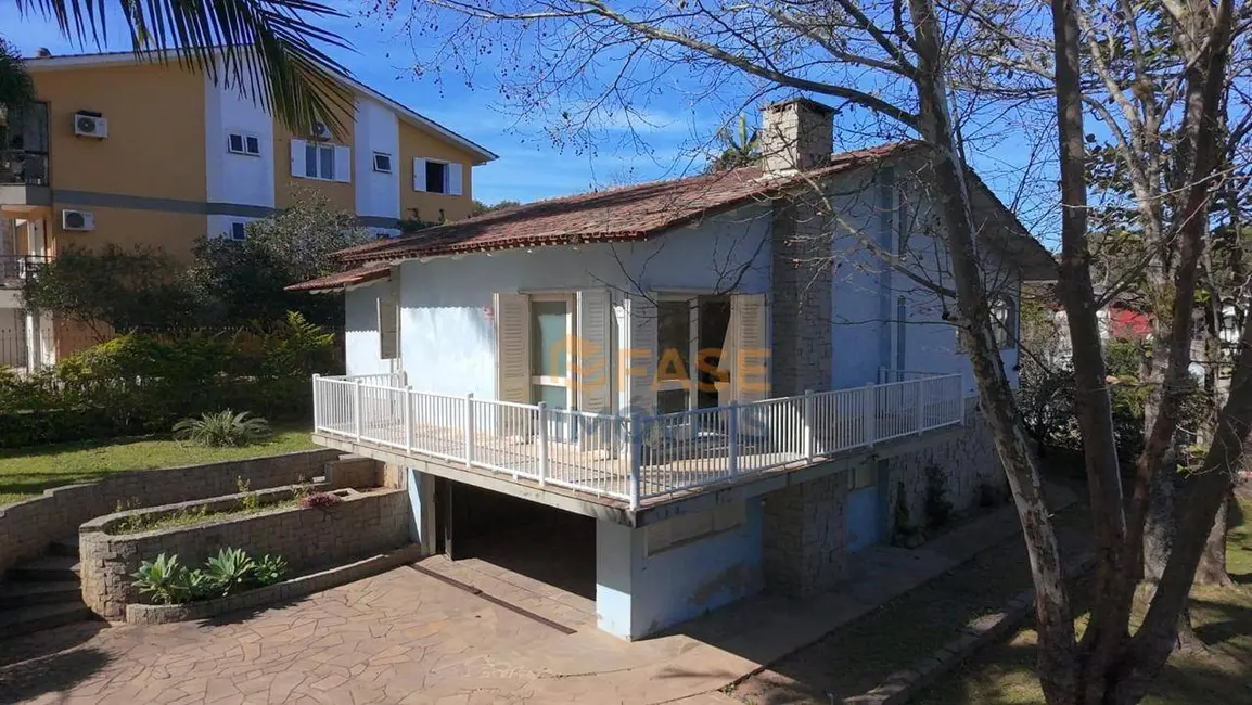 Foto 6 de Casa com 3 quartos à venda, 924m2 em São Luiz, Criciuma - SC