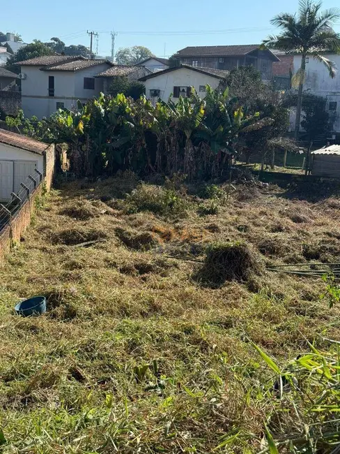 Foto 2 de Terreno / Lote à venda, 483m2 em Vila Isabel, Criciuma - SC