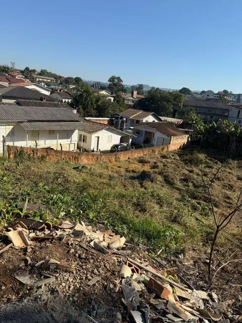 Foto 3 de Terreno / Lote à venda, 483m2 em Vila Isabel, Criciuma - SC
