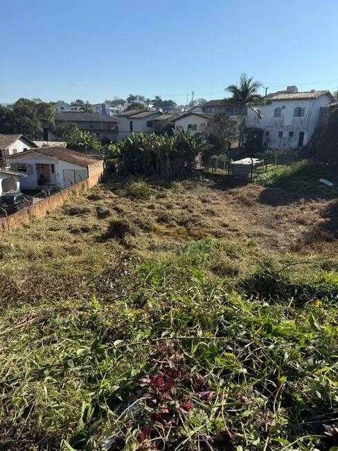 Foto 1 de Terreno / Lote à venda, 483m2 em Vila Isabel, Criciuma - SC