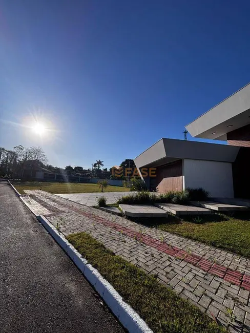 Casa de Condomínio com 3 quartos à venda, 643m2 em São Simão, Criciuma - SC - imagem 6 Foto 6 de Casa de Condomínio com 3 quartos à venda, 643m2 em São Simão, Criciuma - SC