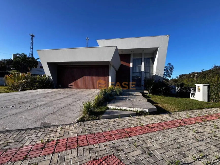Foto 1 de Casa de Condomínio com 3 quartos à venda, 643m2 em São Simão, Criciuma - SC