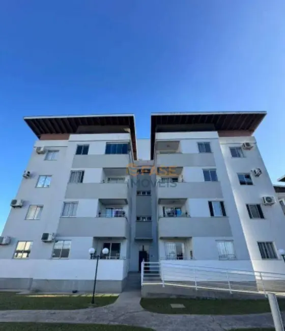 Foto 2 de Apartamento com 3 quartos à venda, 65m2 em Morro Da Fumaca - SC