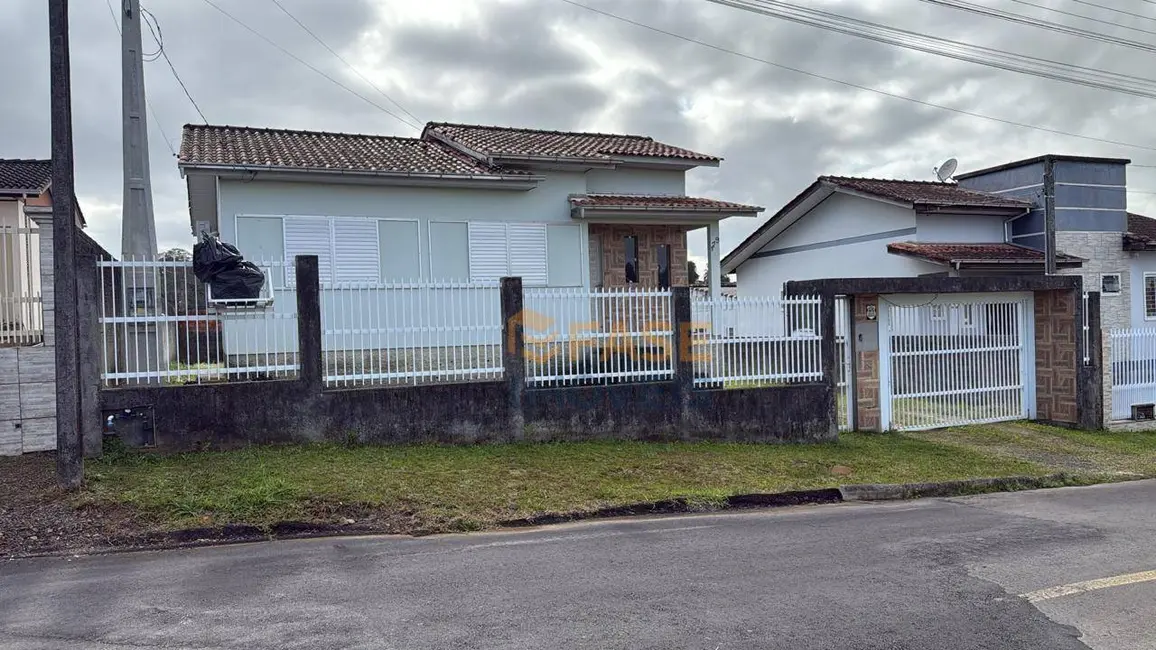 Foto 1 de Casa com 3 quartos à venda, 68m2 em Metropol, Criciuma - SC