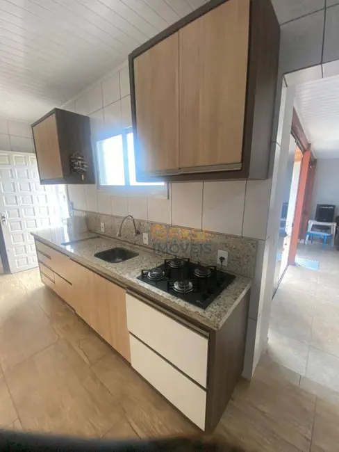 Casa com 4 quartos à venda, 360m2 em Balneario Rincao - SC - imagem 6 Foto 6 de Casa com 4 quartos à venda, 360m2 em Balneario Rincao - SC