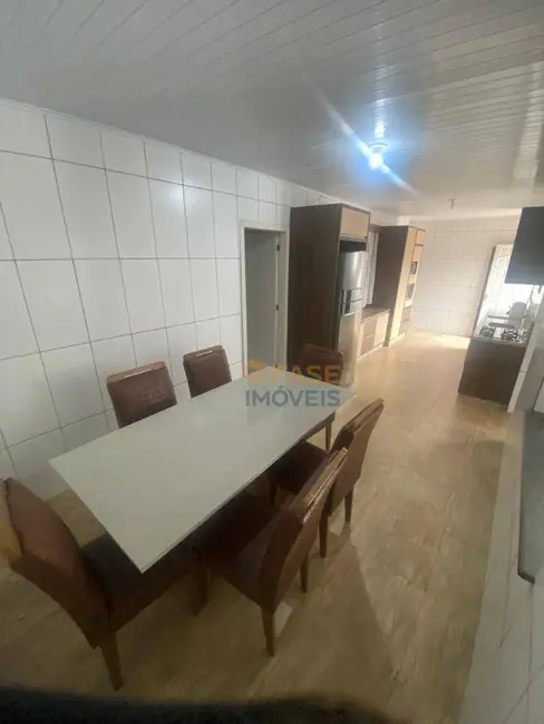 Casa com 4 quartos à venda, 360m2 em Balneario Rincao - SC - imagem 7 Foto 7 de Casa com 4 quartos à venda, 360m2 em Balneario Rincao - SC