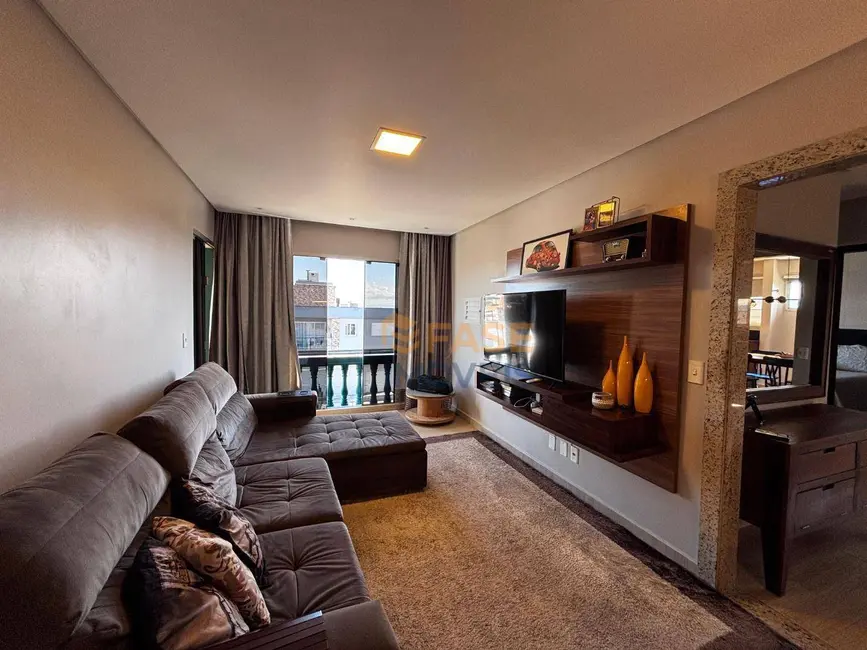 Foto 3 de Apartamento com 2 quartos à venda, 85m2 em Universitário, Criciuma - SC