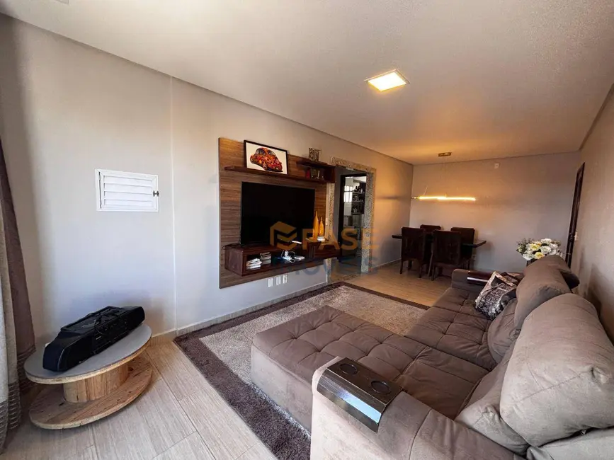 Foto 2 de Apartamento com 2 quartos à venda, 85m2 em Universitário, Criciuma - SC