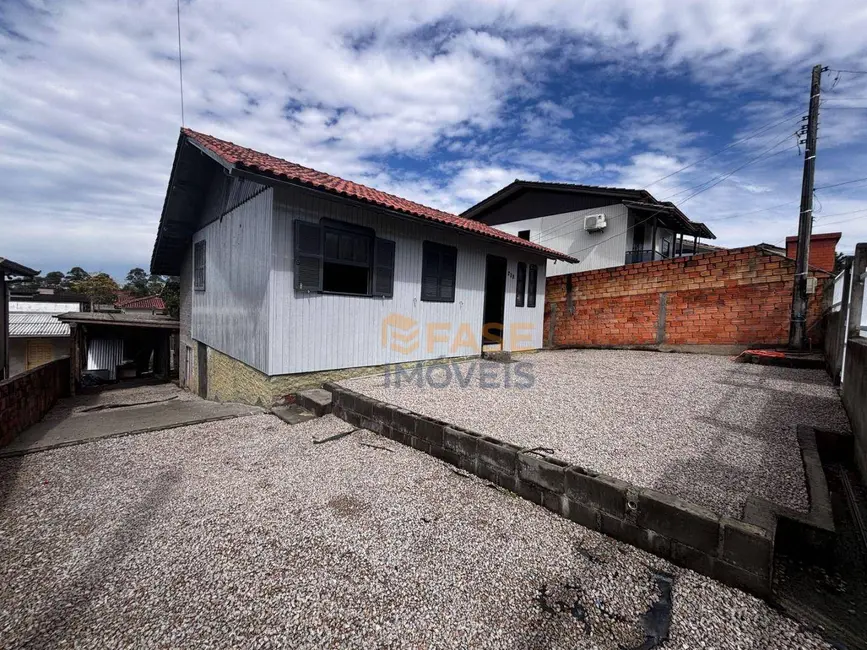 Foto 1 de Casa com 2 quartos à venda, 336m2 em Laranjinha, Criciuma - SC