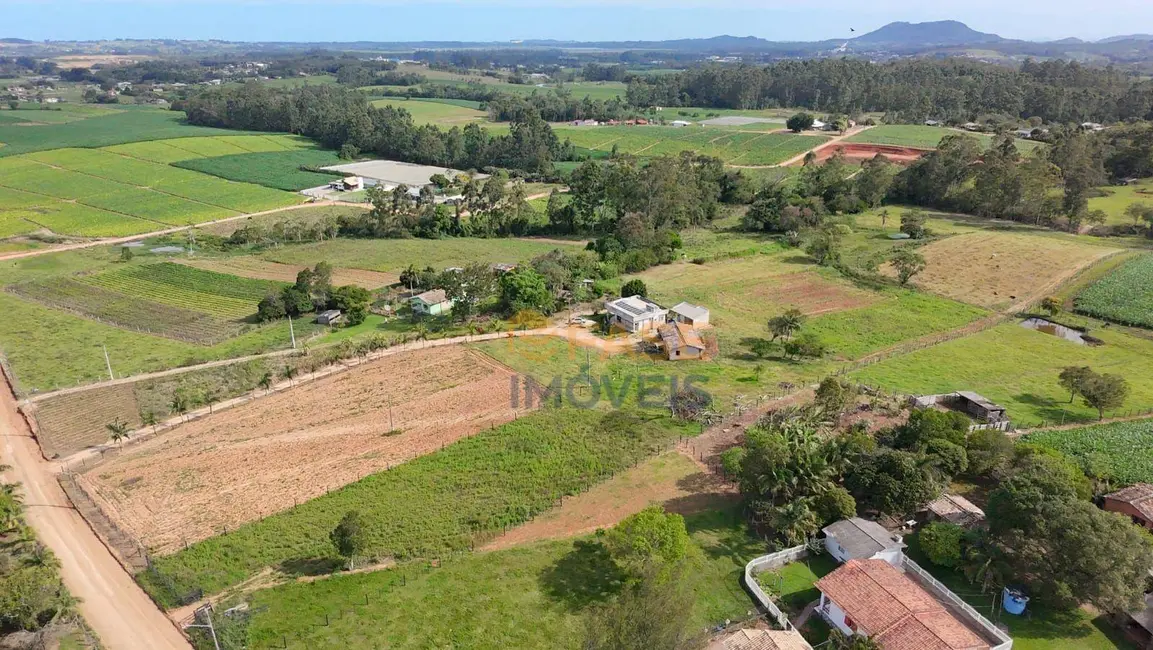 Foto 3 de Terreno / Lote à venda, 25000m2 em Icara - SC