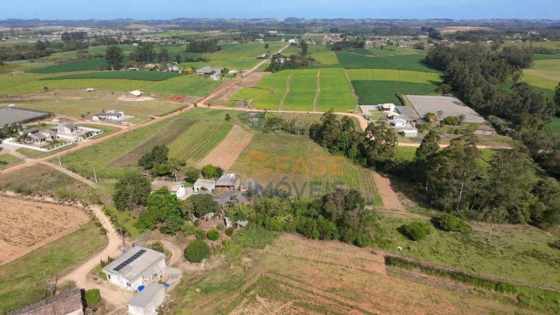 Foto 4 de Terreno / Lote à venda, 25000m2 em Icara - SC