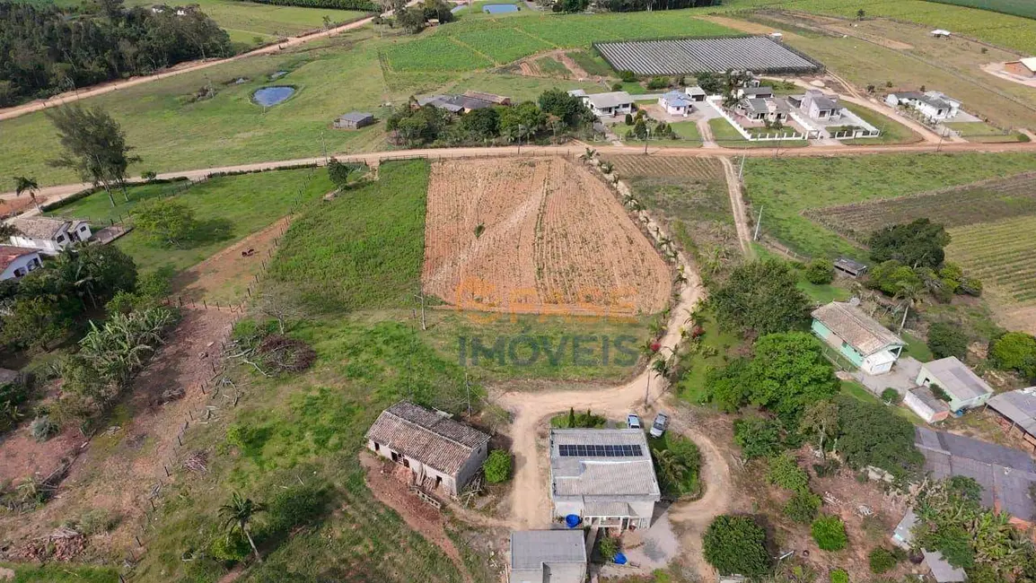 Foto 8 de Terreno / Lote à venda, 25000m2 em Icara - SC