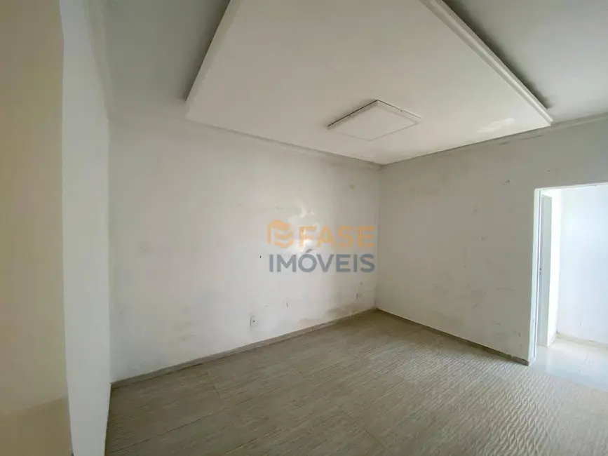 Foto 2 de Casa com 3 quartos à venda, 468m2 em Jardim Maristela, Criciuma - SC