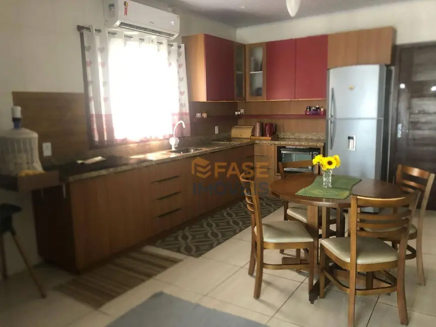 Foto 5 de Casa com 3 quartos à venda, 459m2 em Cidade Mineira Nova, Criciuma - SC