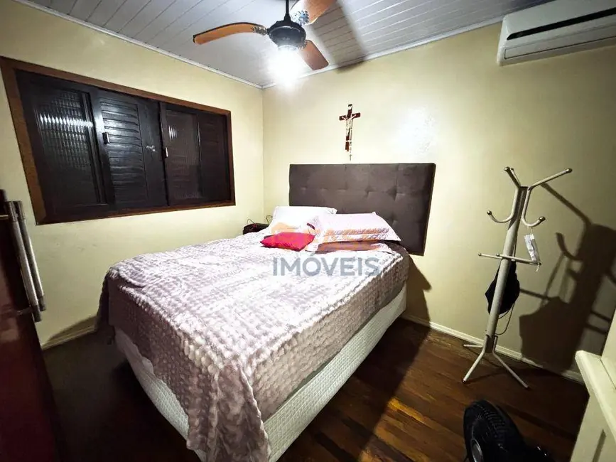 Foto 8 de Casa com 3 quartos à venda, 364m2 em Vila Isabel, Criciuma - SC