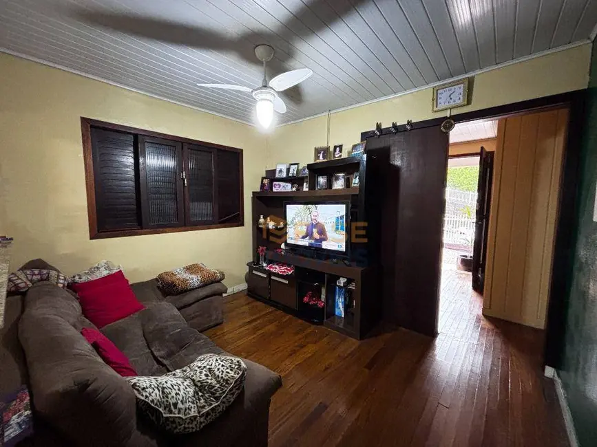 Foto 5 de Casa com 3 quartos à venda, 364m2 em Vila Isabel, Criciuma - SC