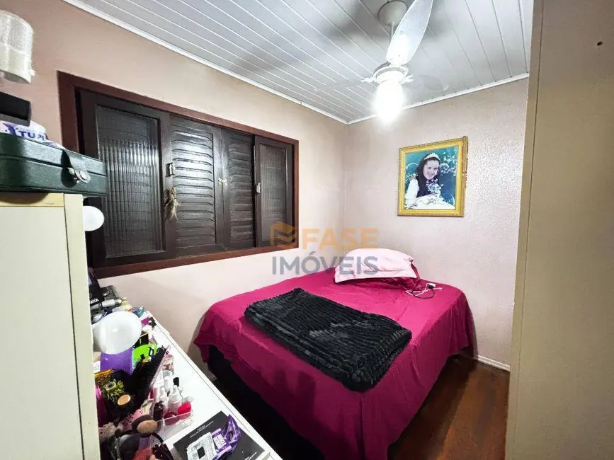 Foto 6 de Casa com 3 quartos à venda, 364m2 em Vila Isabel, Criciuma - SC