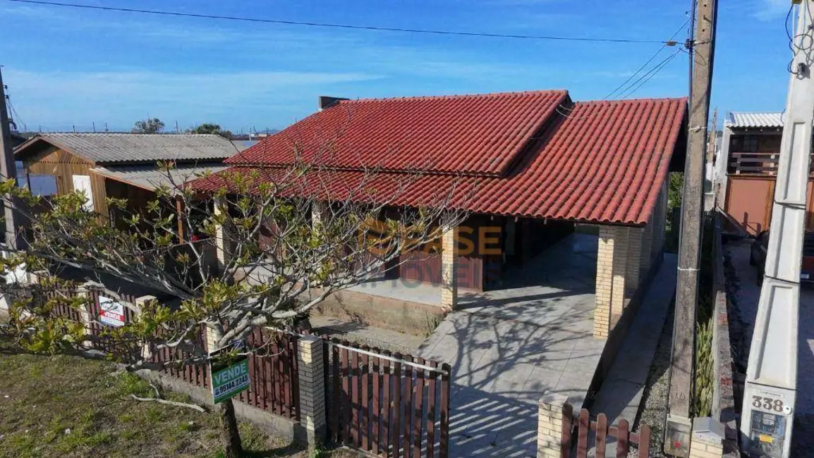 Foto 3 de Casa com 3 quartos à venda, 100m2 em Balneario Arroio Do Silva - SC
