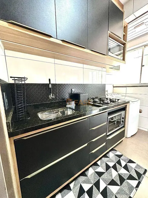 Foto 5 de Apartamento com 3 quartos à venda, 52m2 em Mina do Mato, Criciuma - SC